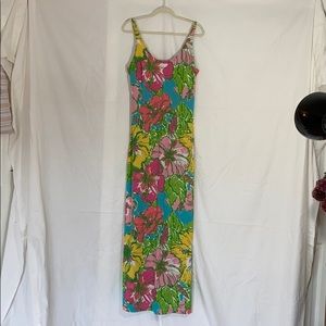 Lilly Pulitzer maxi dress with keyhole at back